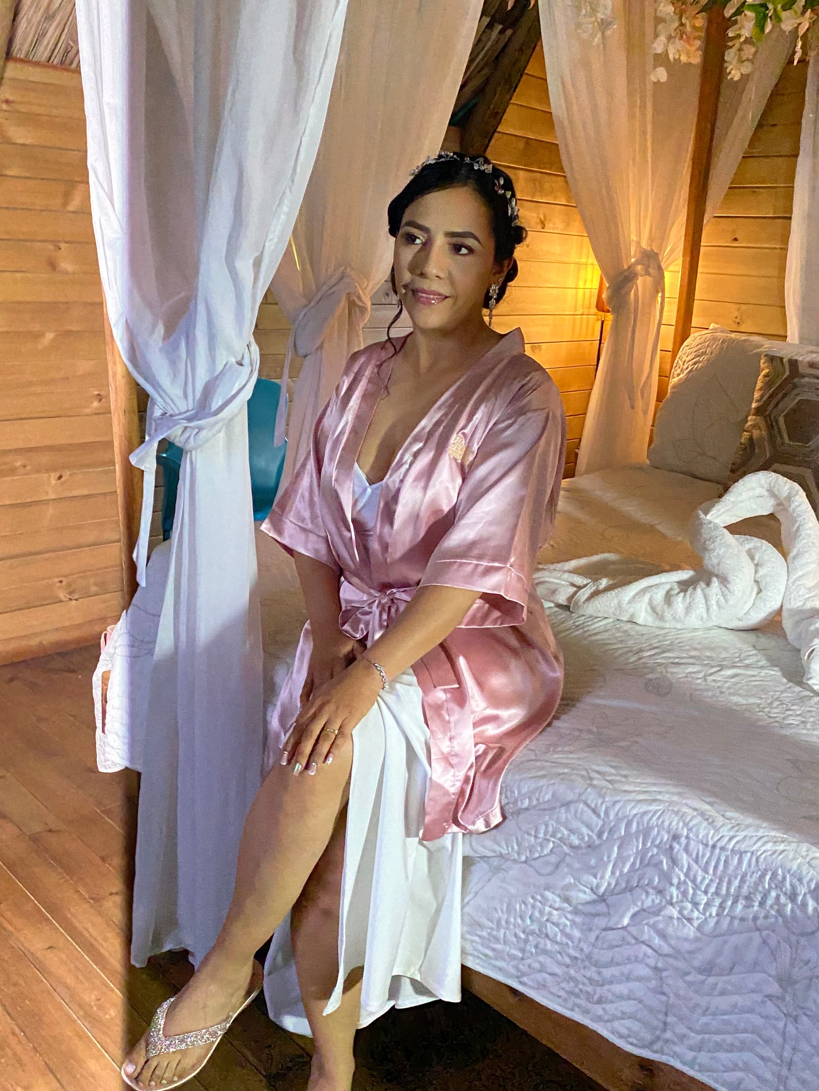 Maquillaje para novias, paquete oro